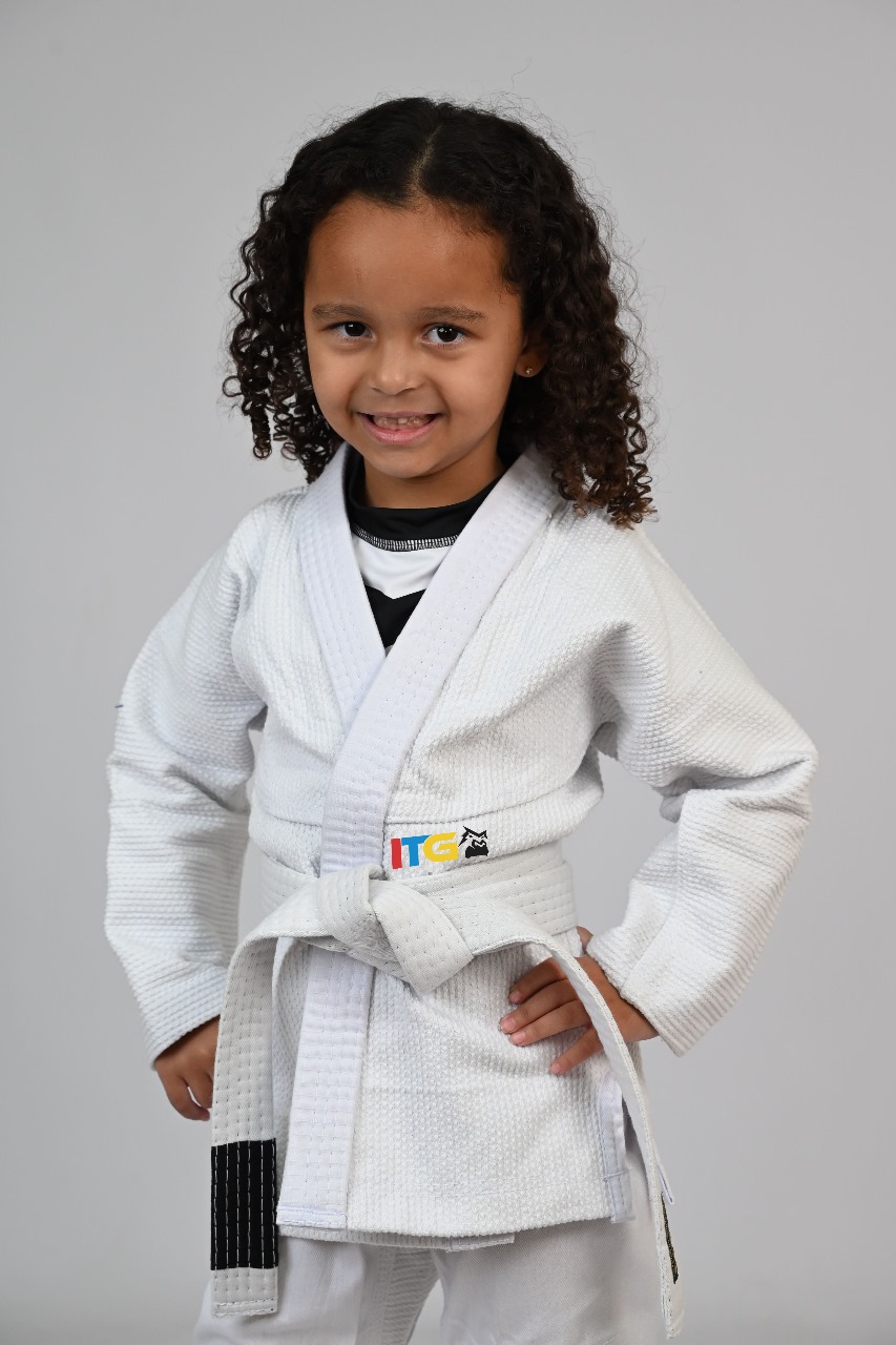 Kimono Feminino MIRIM, 4 e 5 anos. Branco