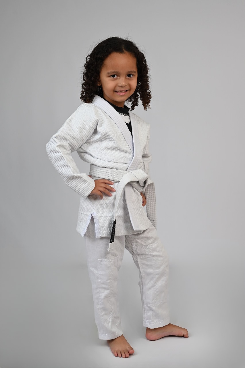 Kimono Feminino MIRIM, 4 e 5 anos. Branco