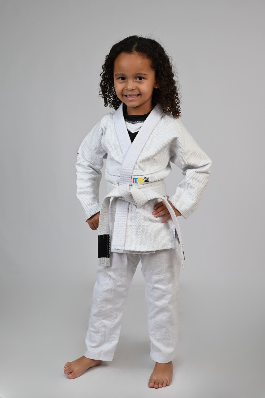 Kimono Feminino MIRIM, 4 e 5 anos. Branco