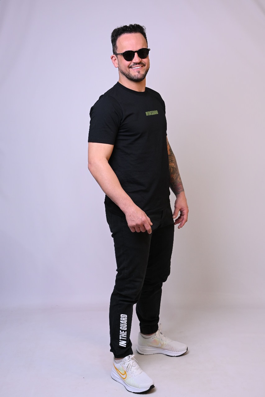 Camiseta Masculina Leg Lock