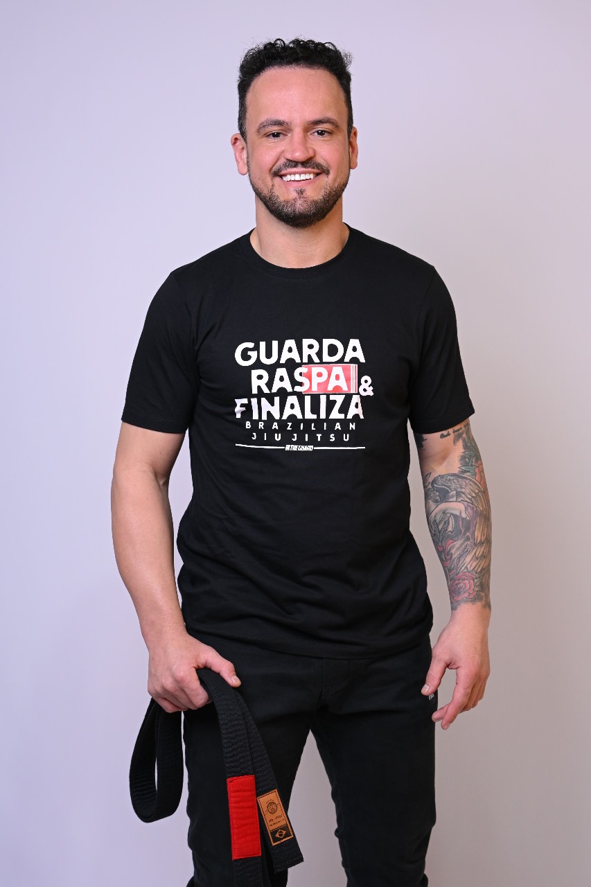 Camiseta Masculina Guarda Raspa e Finaliza
