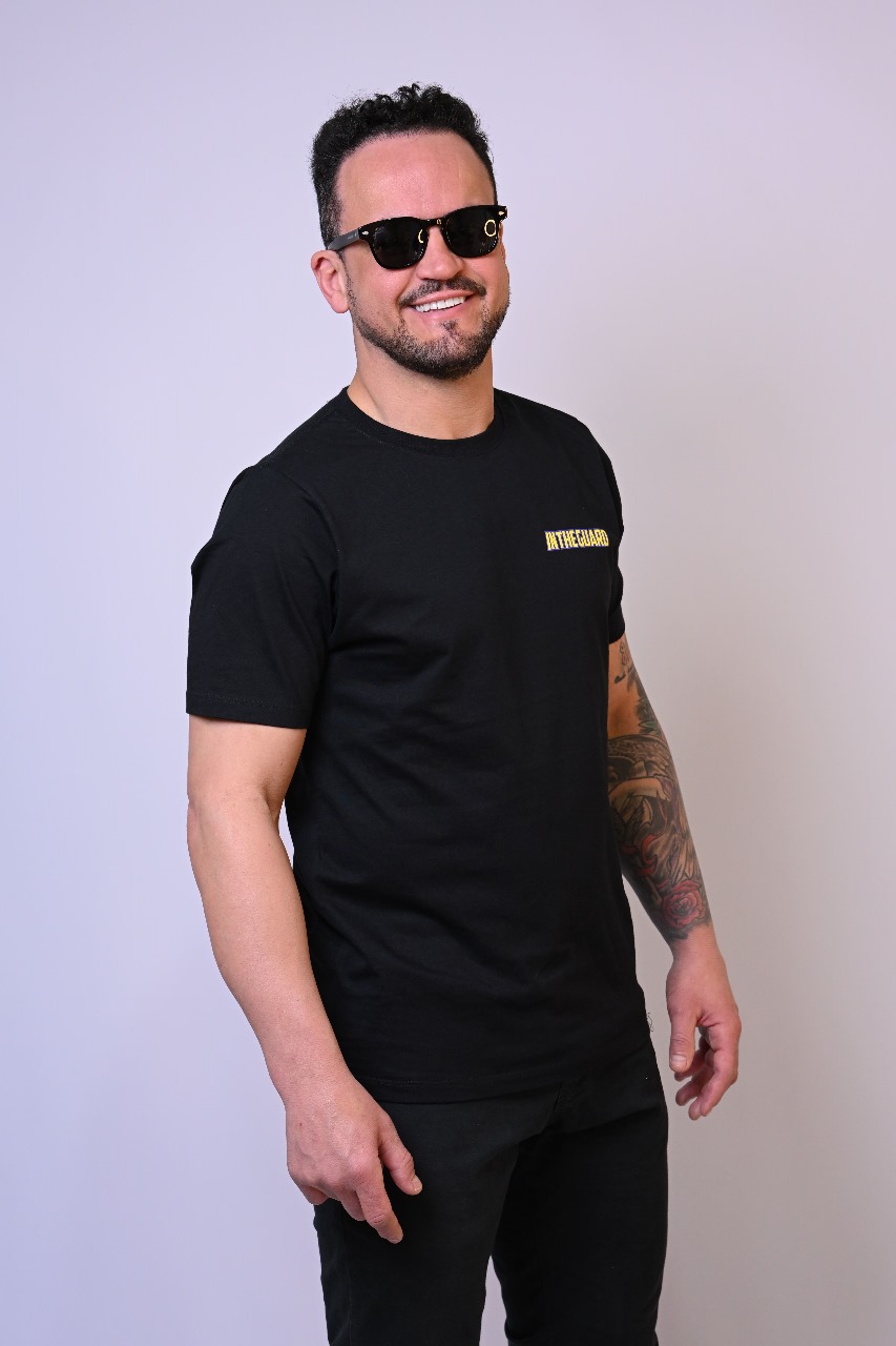 Camiseta Masculina Guarda Aranha
