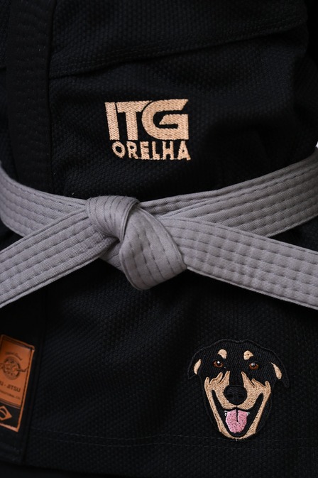 Kimono Infantil In The Guard ORELHA Feminno. Padrão CBJJ - Preto