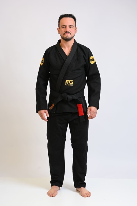 Kimono In The Guard Jiu-Jitsu Classic BJJ Preto