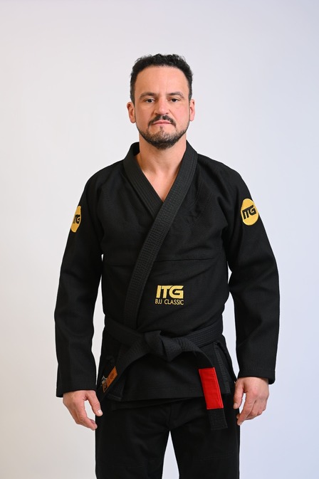 Kimono In The Guard Jiu-Jitsu Classic BJJ Preto