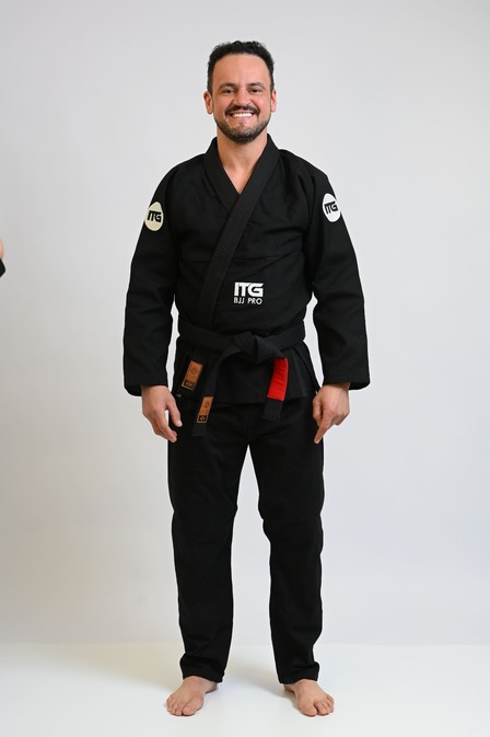 Kimono In The Guard BJJ Pró Preto