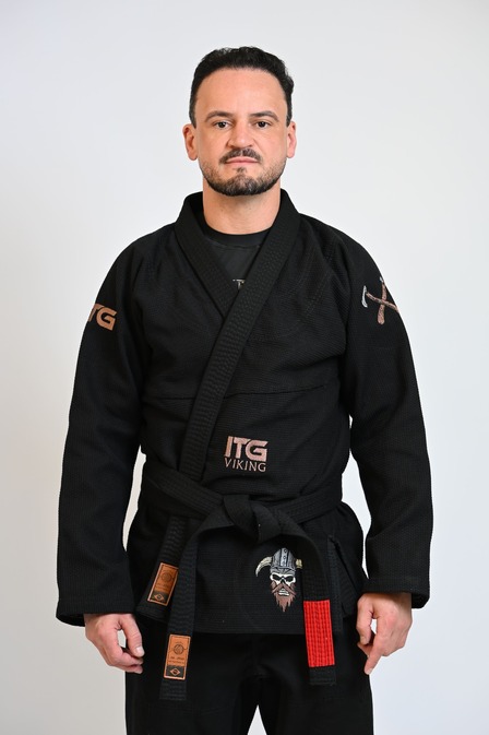 Kimono In The Guard Pró Viking Preto