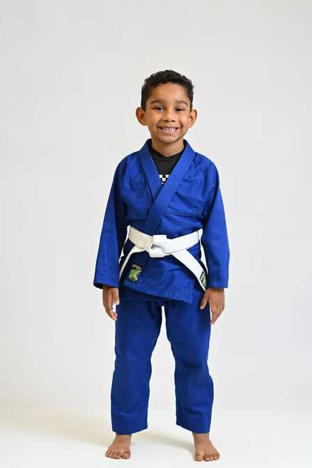Kimono Jiu Jitsu / Judô Iniciante Infantil Sarja Azul + Faixa Branca Grátis 